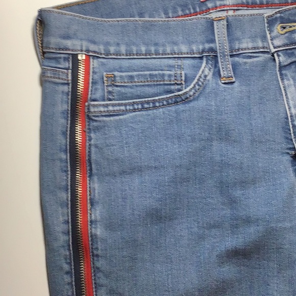 NWT Tommy Hilfiger Navy/Red Side Zip Raw Hem Skinny Jeans (sz 10) - Picture 2 of 6